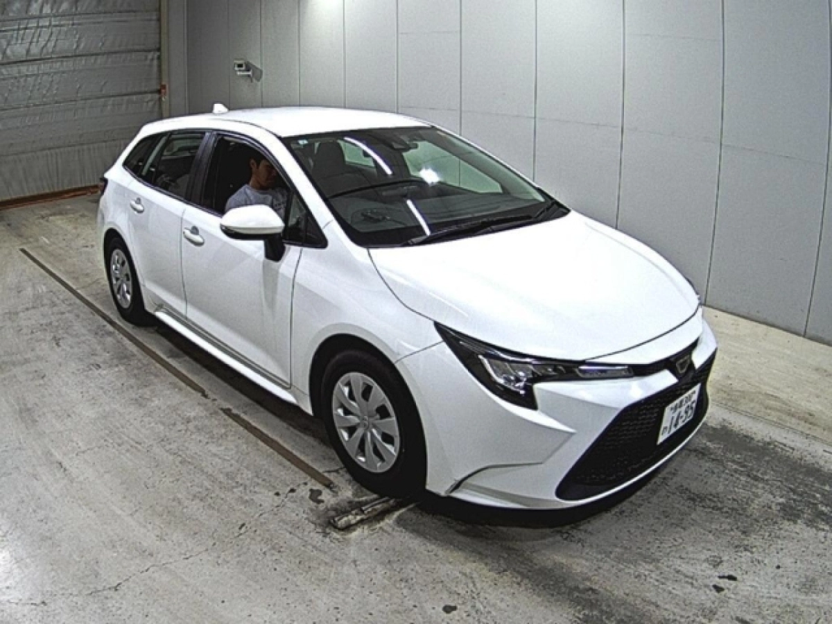 TOYOTA COROLLA TOURING ZRE212W 2022