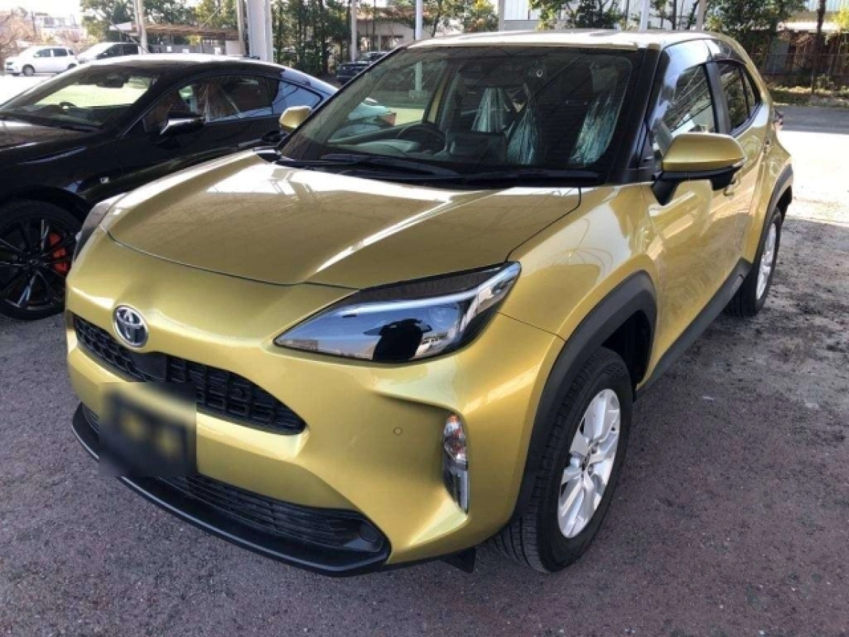 TOYOTA YARIS CROSS