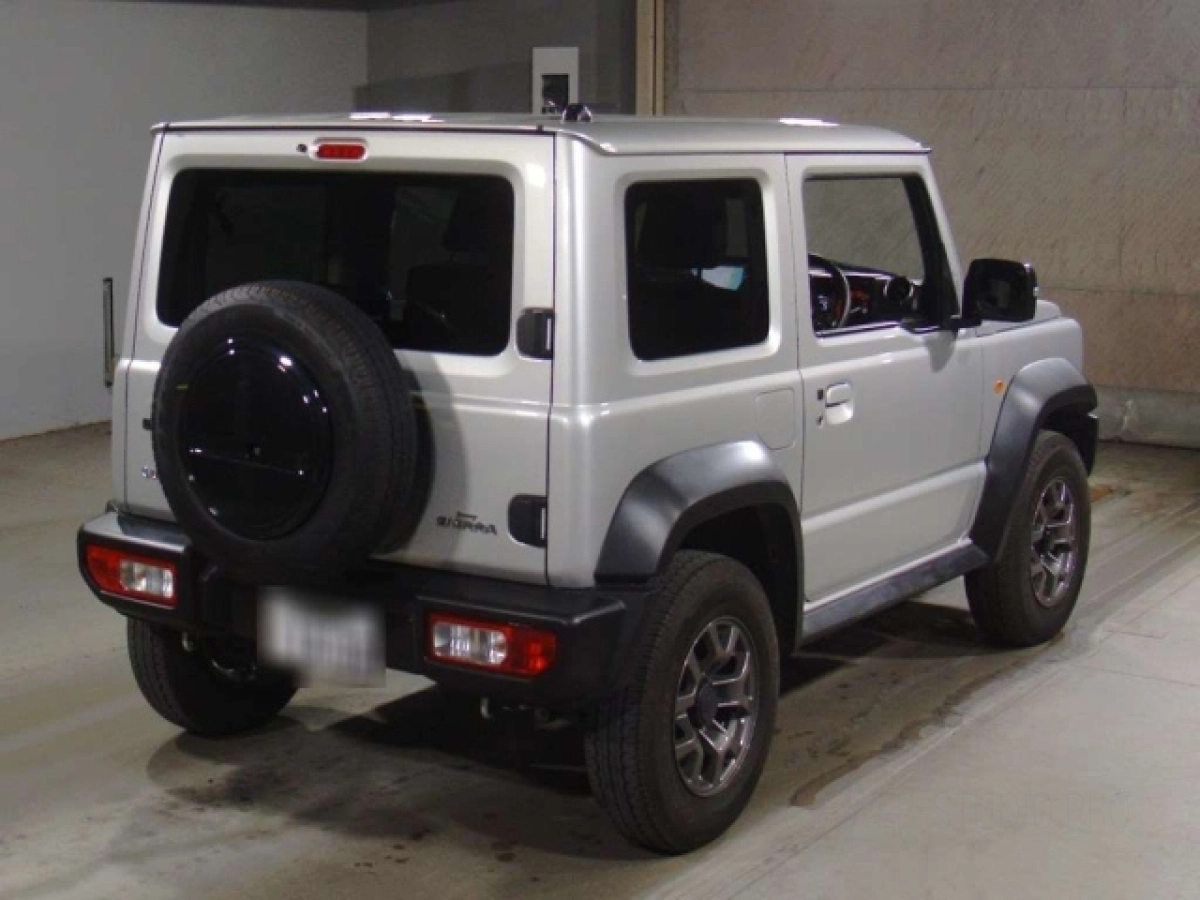 SUZUKI JIMNY SIERRA