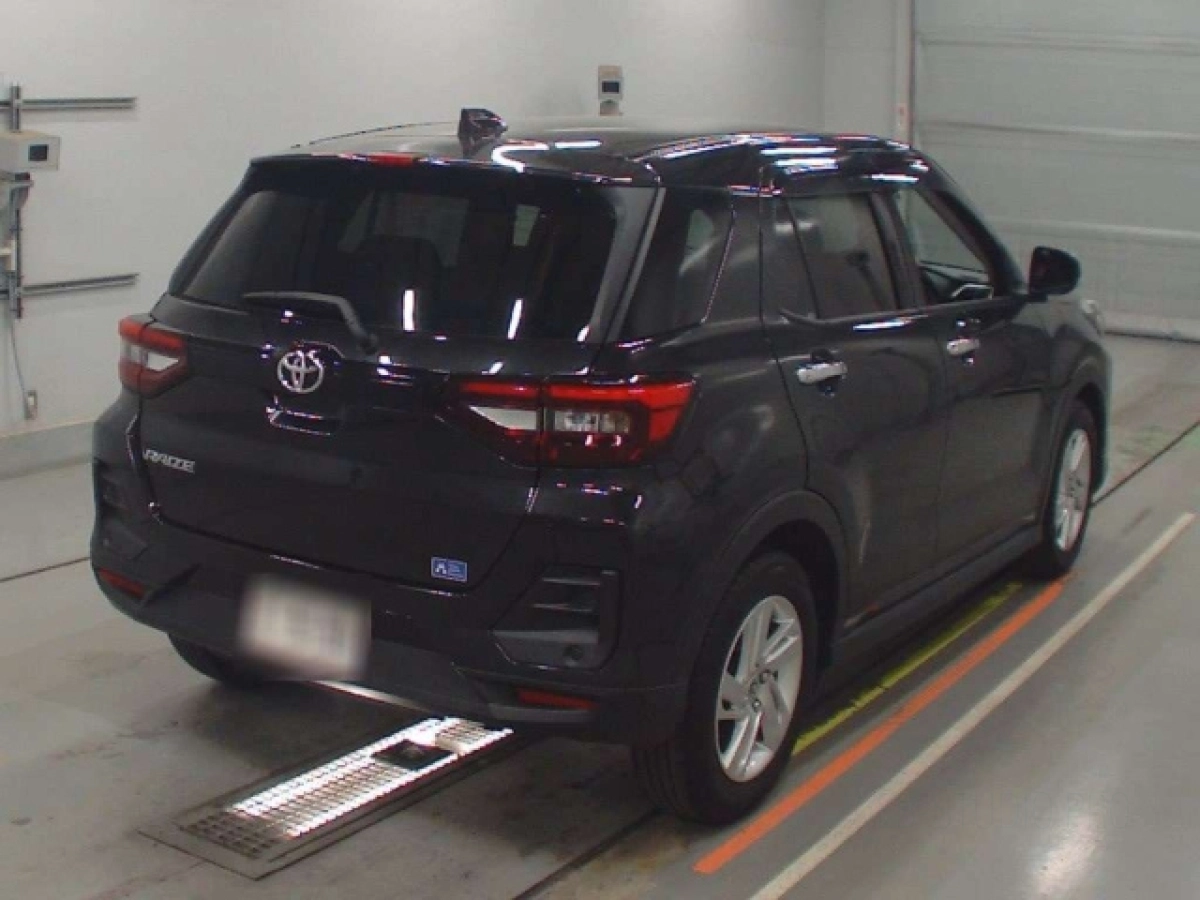 TOYOTA RAIZE