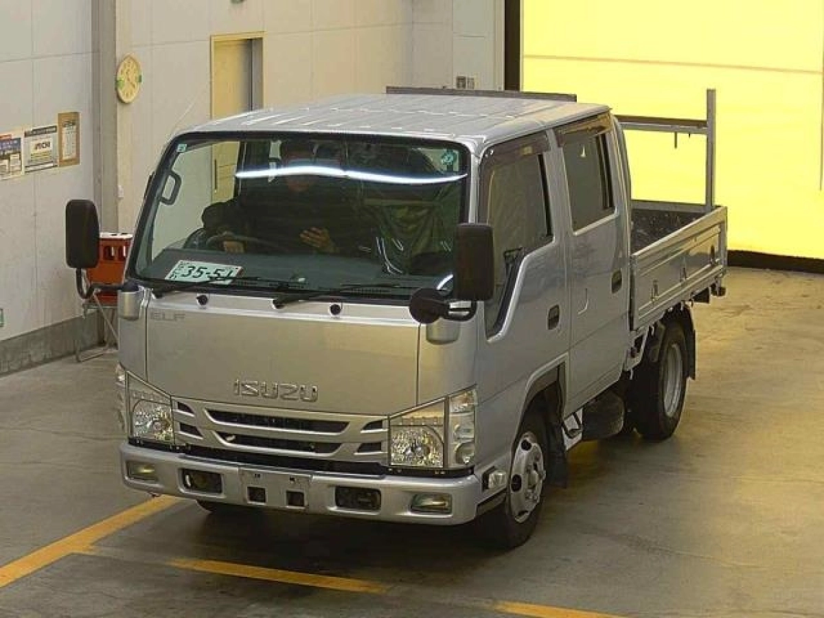 ISUZU ELF NJR85A 2019