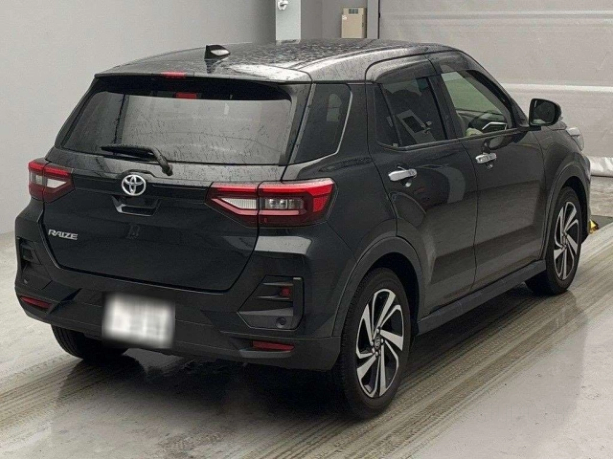 TOYOTA RAIZE