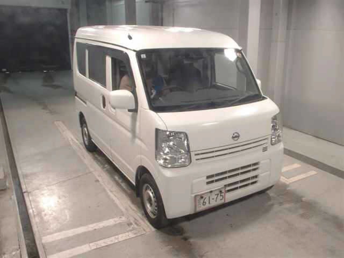 NISSAN CLIPPER VAN DR17V 2022