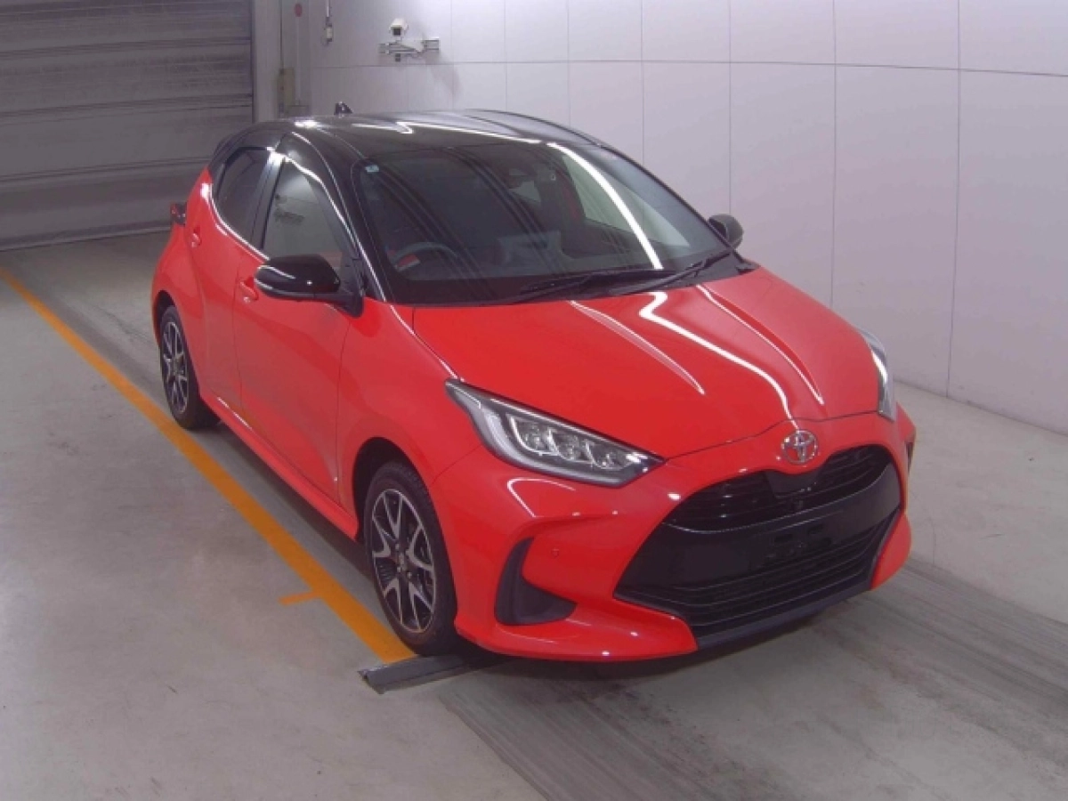 TOYOTA YARIS MXPA15 2022