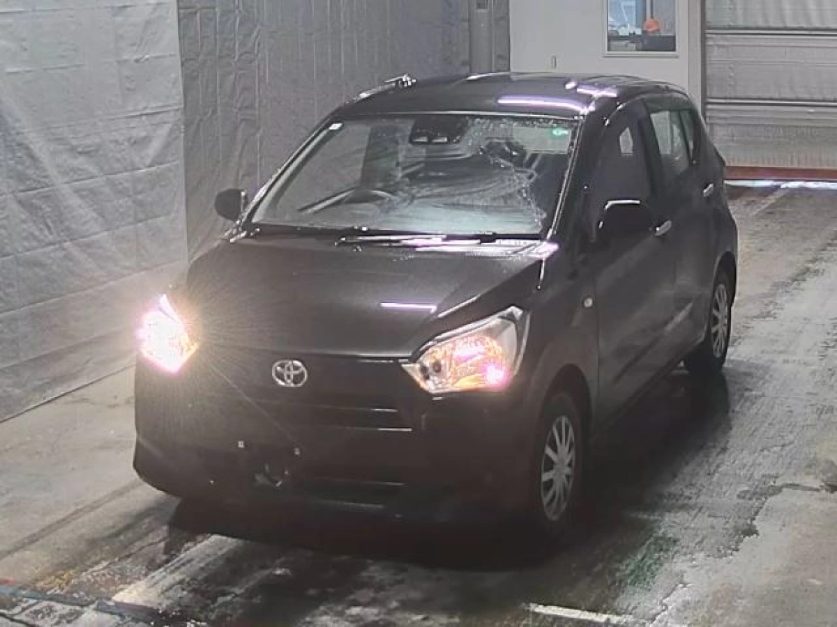 TOYOTA PIXIS EPOCH LA350A 2021