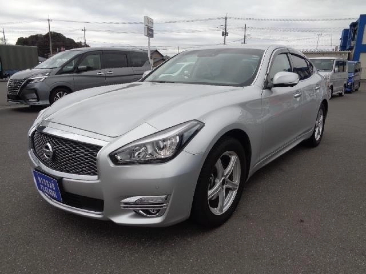 NISSAN FUGA Y51 2020