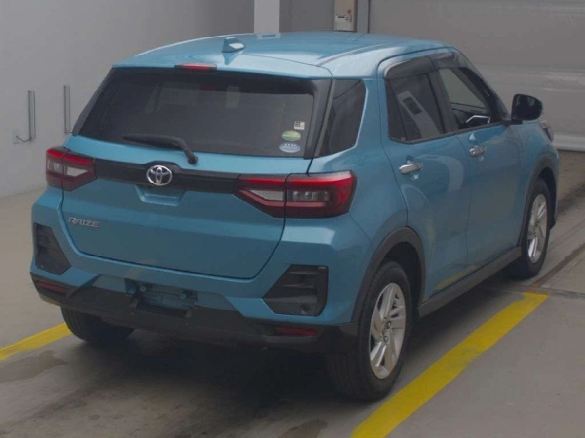 TOYOTA RAIZE