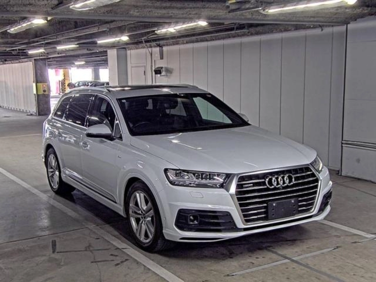 AUDI Q7 4MCYRA 2019