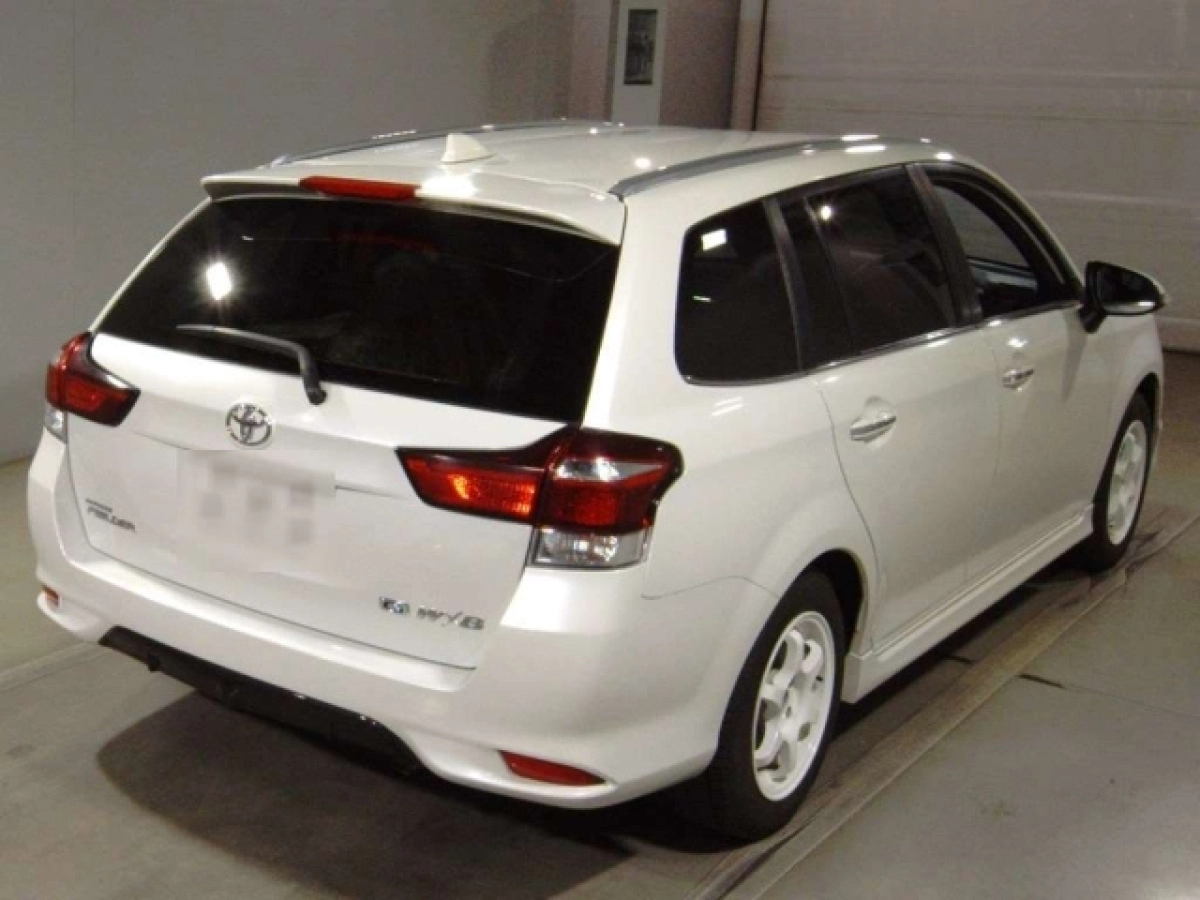 TOYOTA COROLLA FIELDER