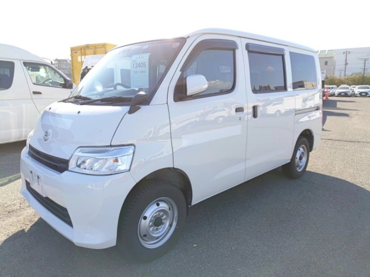 TOYOTA TOWN ACE VAN S413M 2024