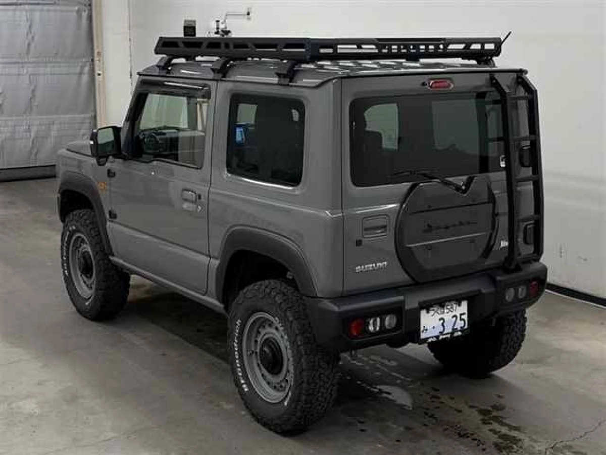 SUZUKI JIMNY