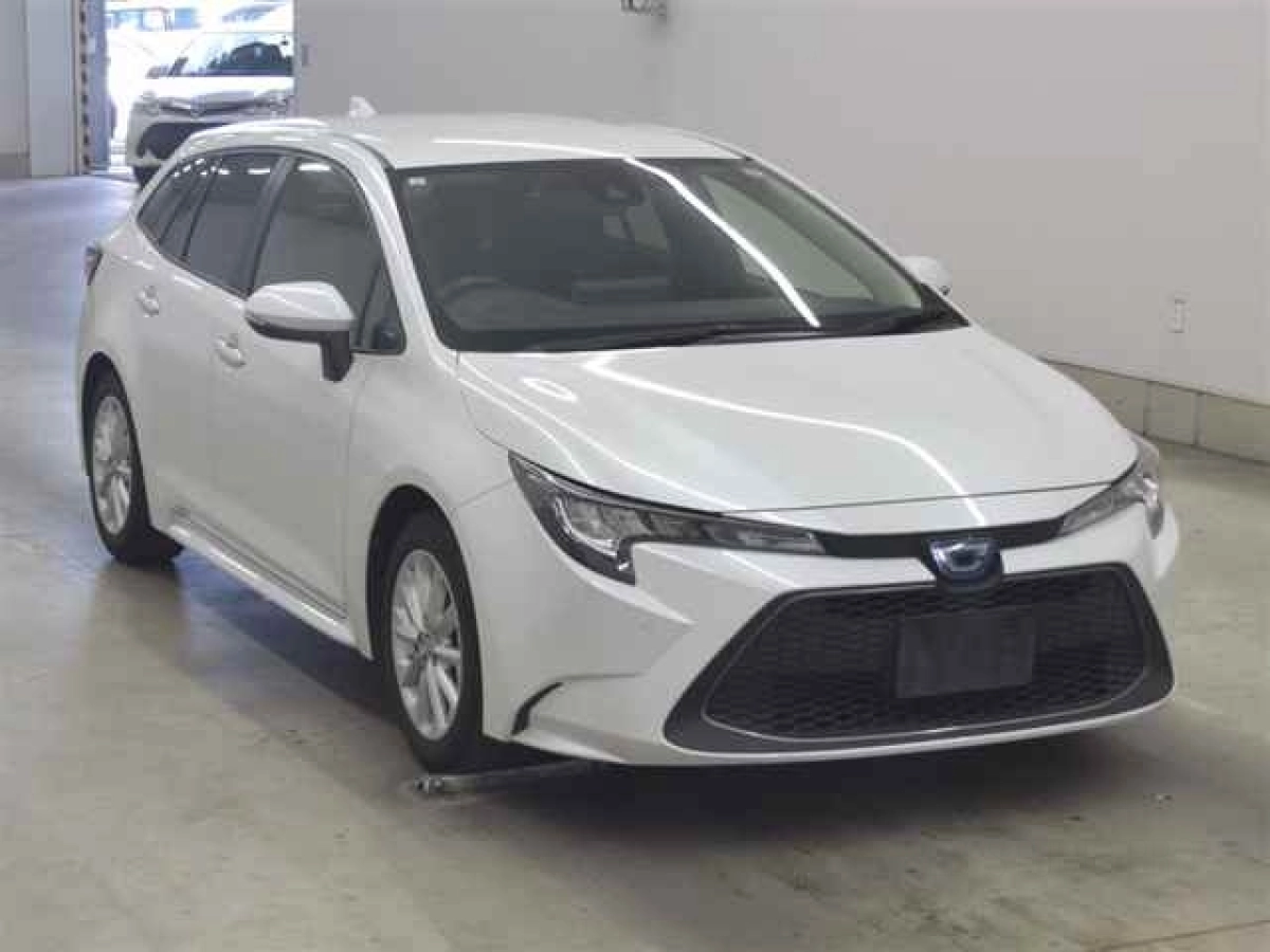 TOYOTA COROLLA TOURING ZWE211W 2022