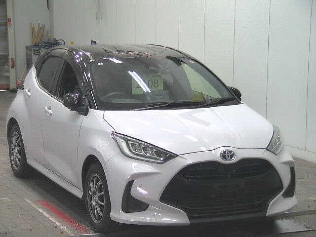 TOYOTA YARIS MXPH15 2021