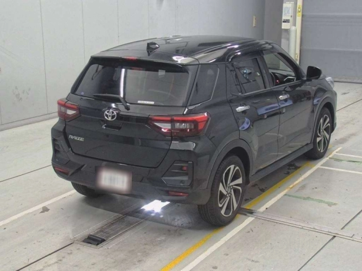 TOYOTA RAIZE