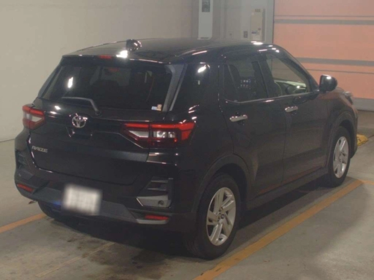 TOYOTA RAIZE