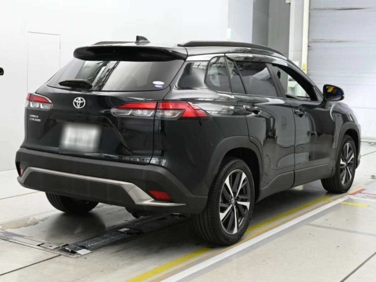 TOYOTA COROLLA CROSS
