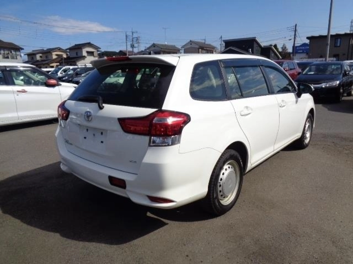 TOYOTA COROLLA FIELDER