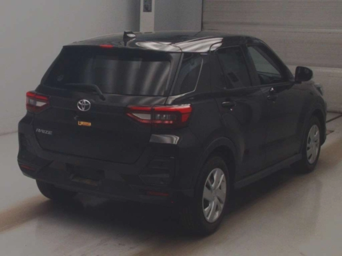 TOYOTA RAIZE