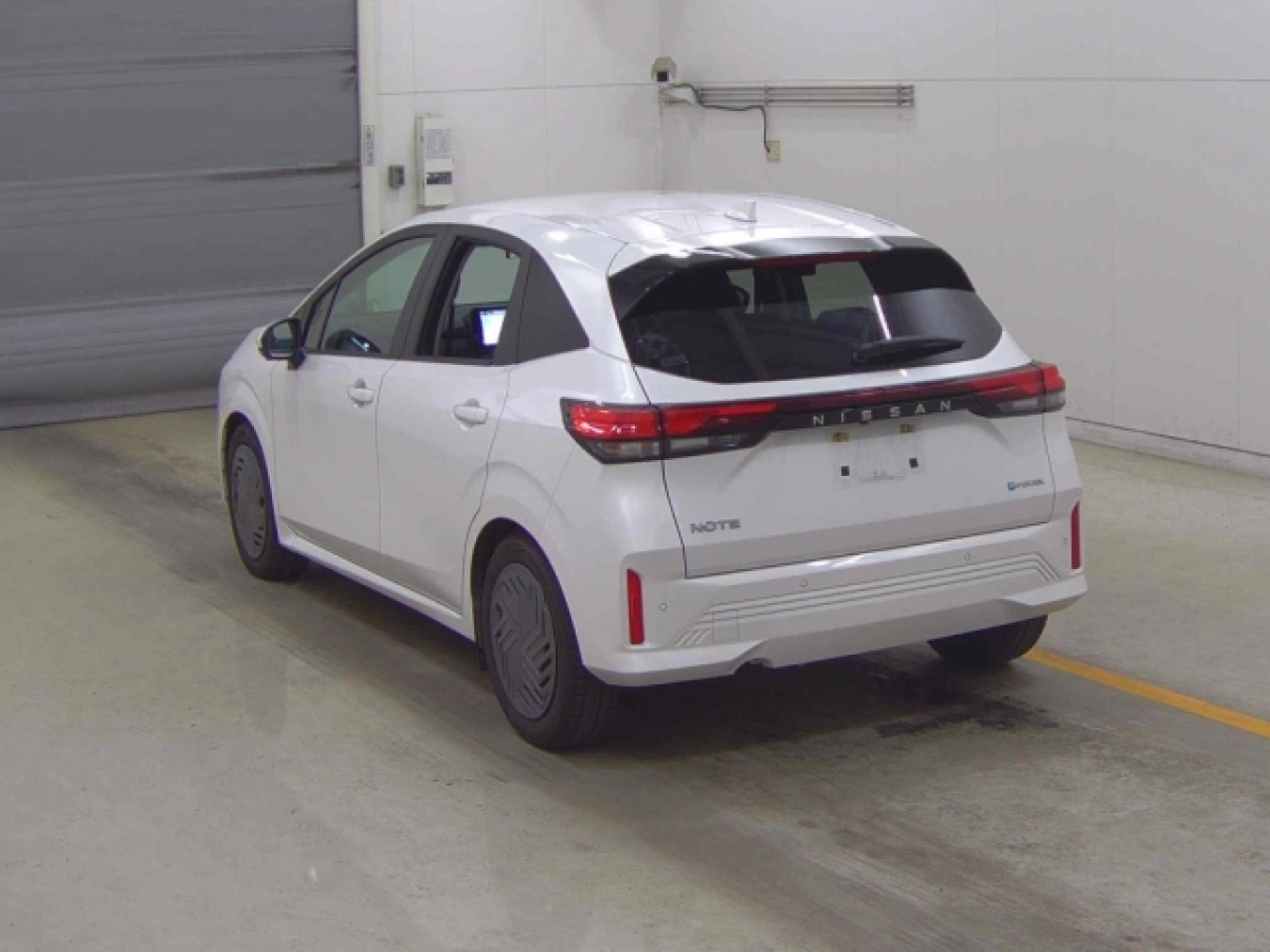NISSAN NOTE