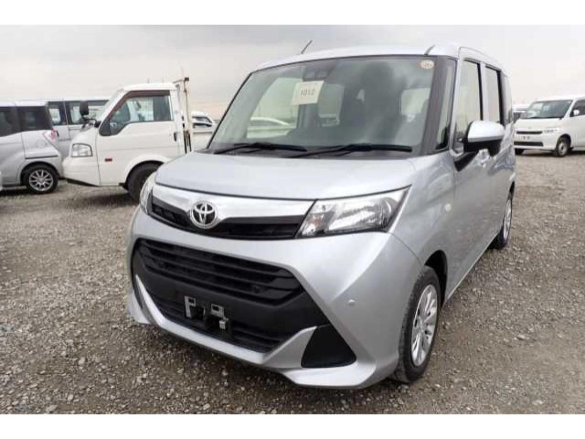 TOYOTA TANK M900A 2020