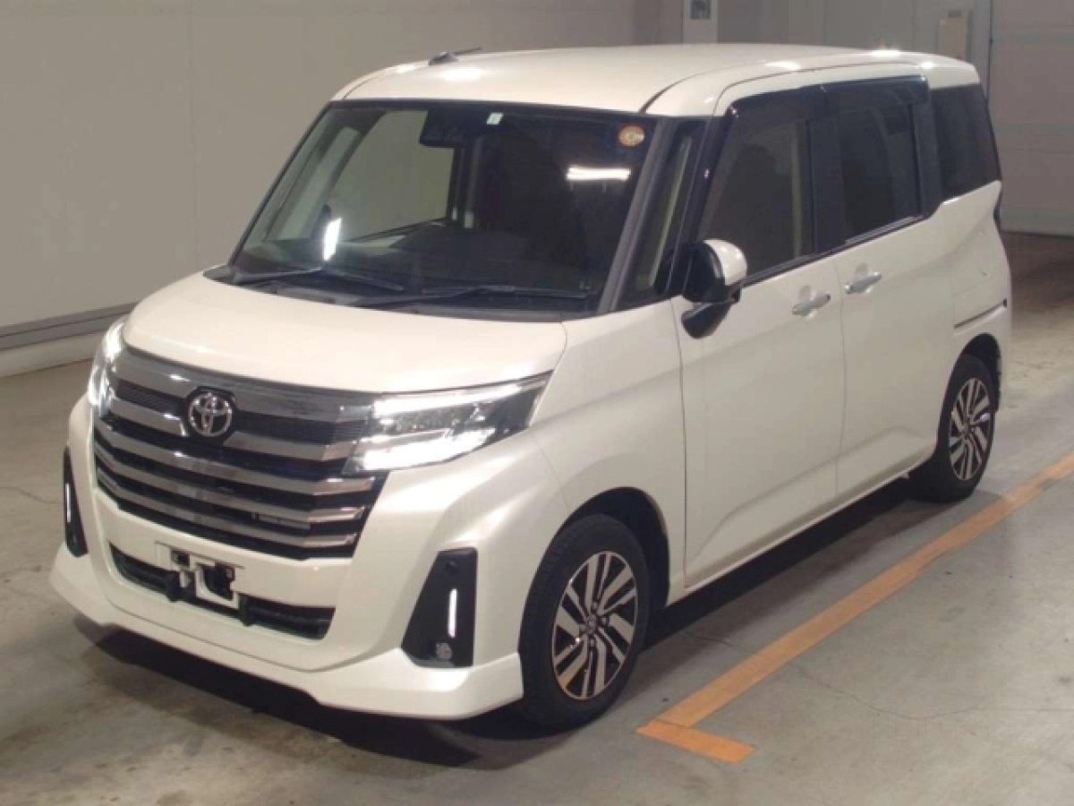 TOYOTA ROOMY M900A 2023