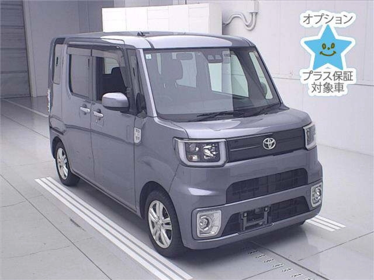 TOYOTA PIXIS MEGA LA710A 2019