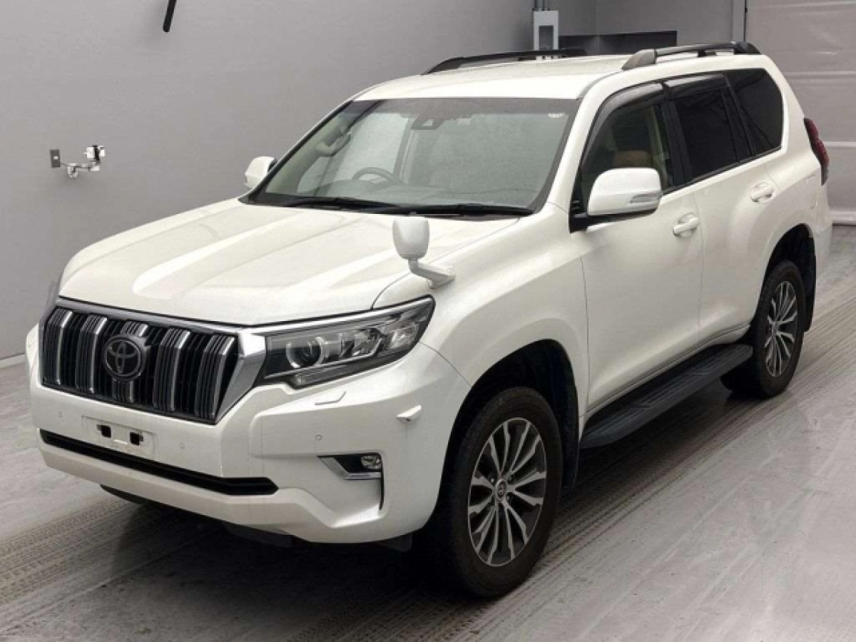TOYOTA LAND CRUISER PRADO TRJ150W 2021