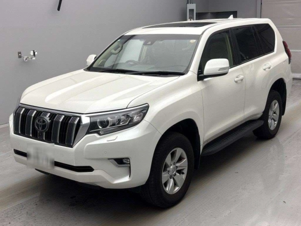 TOYOTA LAND CRUISER PRADO GDJ150W 2024