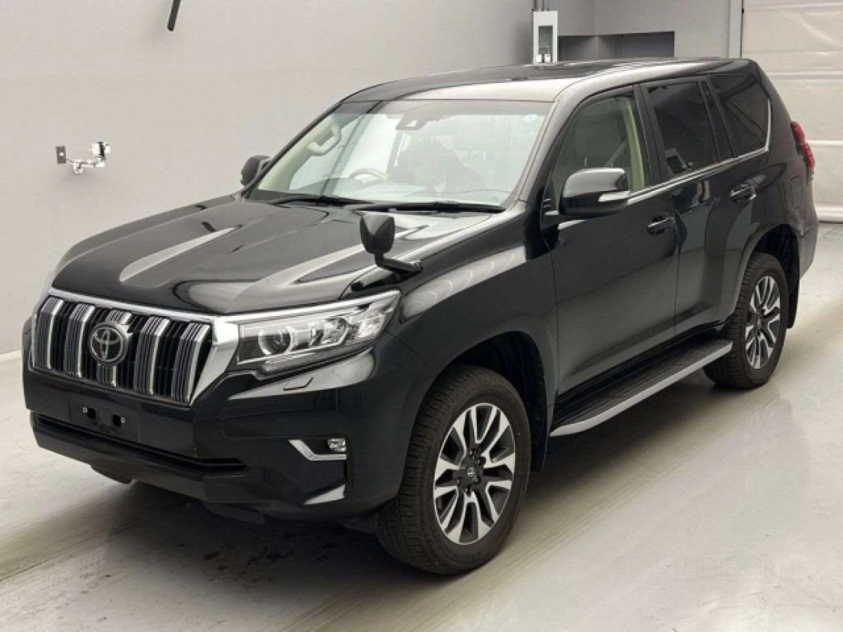 TOYOTA LAND CRUISER PRADO GDJ151W 2024