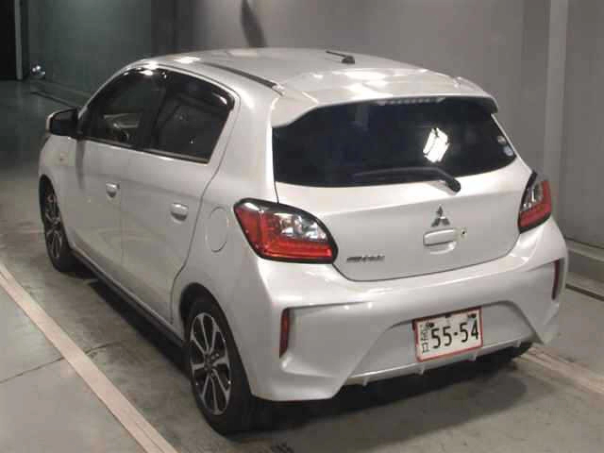 MITSUBISHI MIRAGE