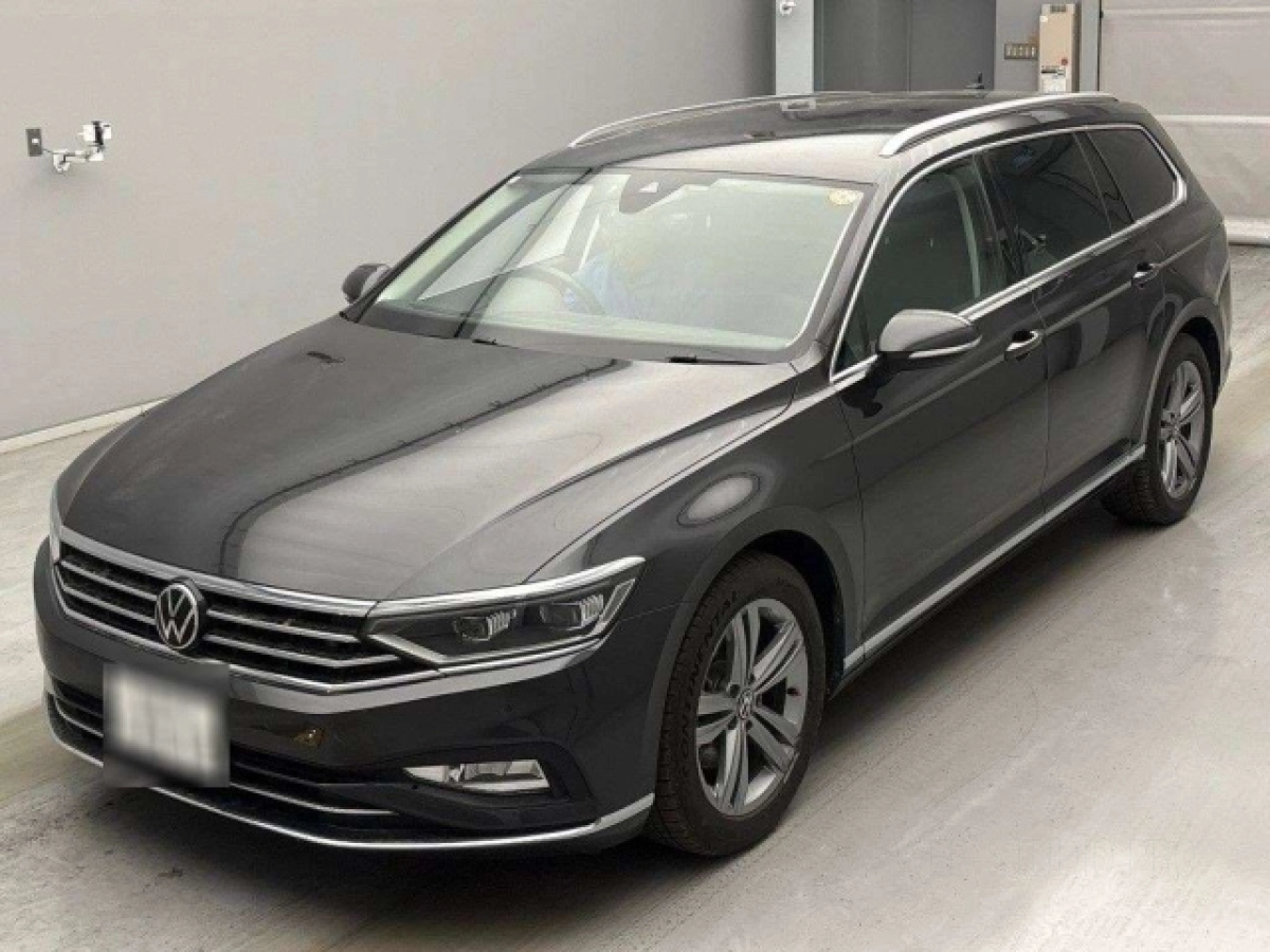 VOLKSWAGEN PASSAT VARIANT 3CDFH 2022