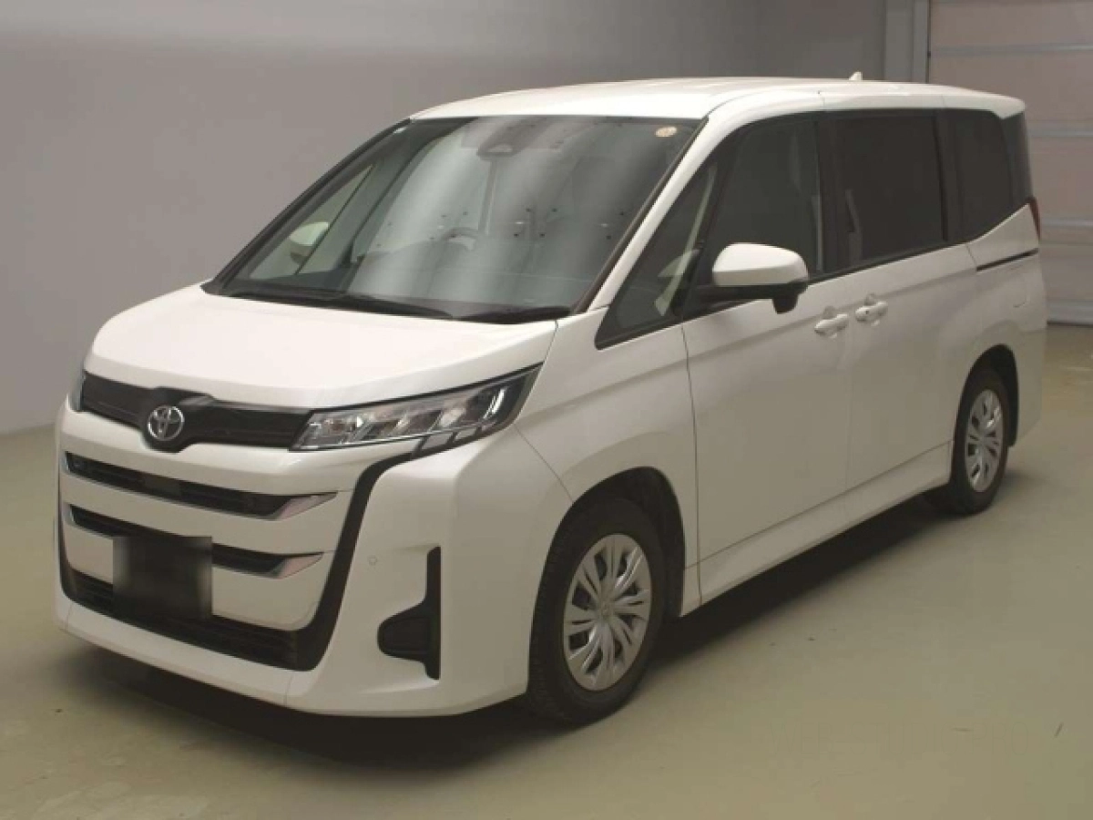 TOYOTA NOAH MZRA90W 2023