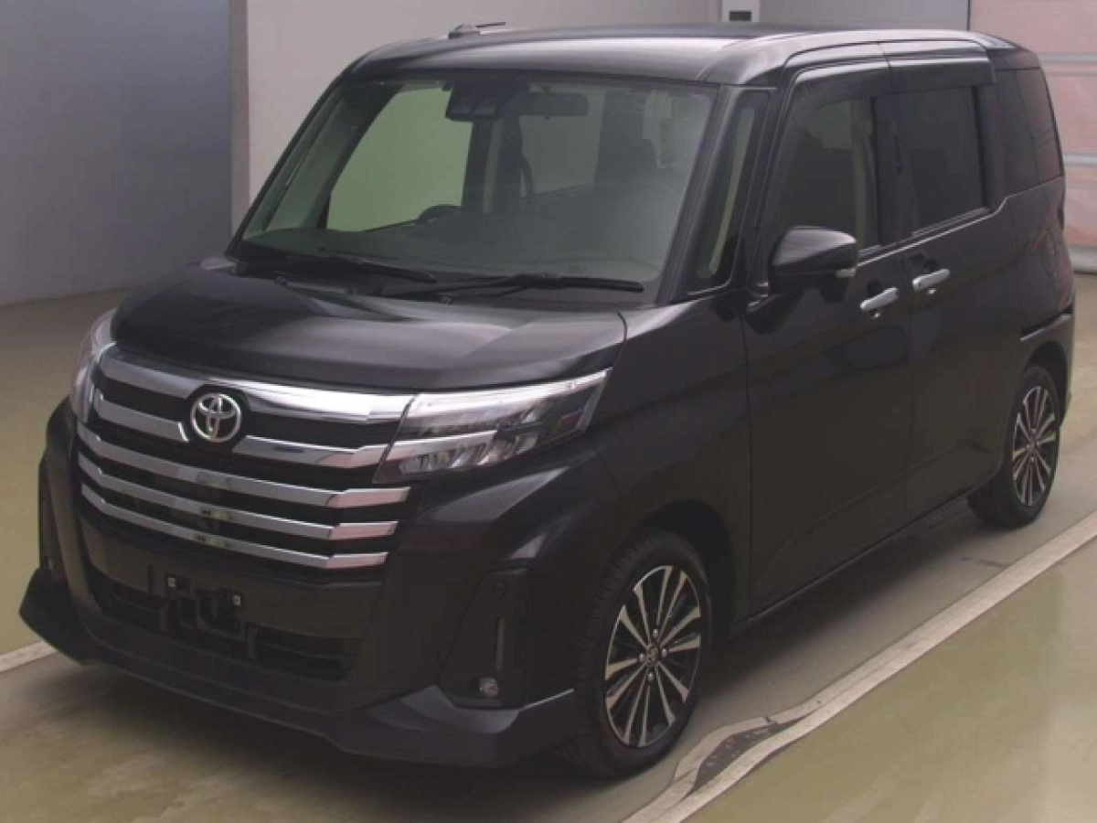 TOYOTA ROOMY M900A 2023