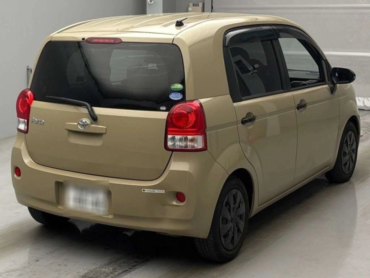 TOYOTA PORTE