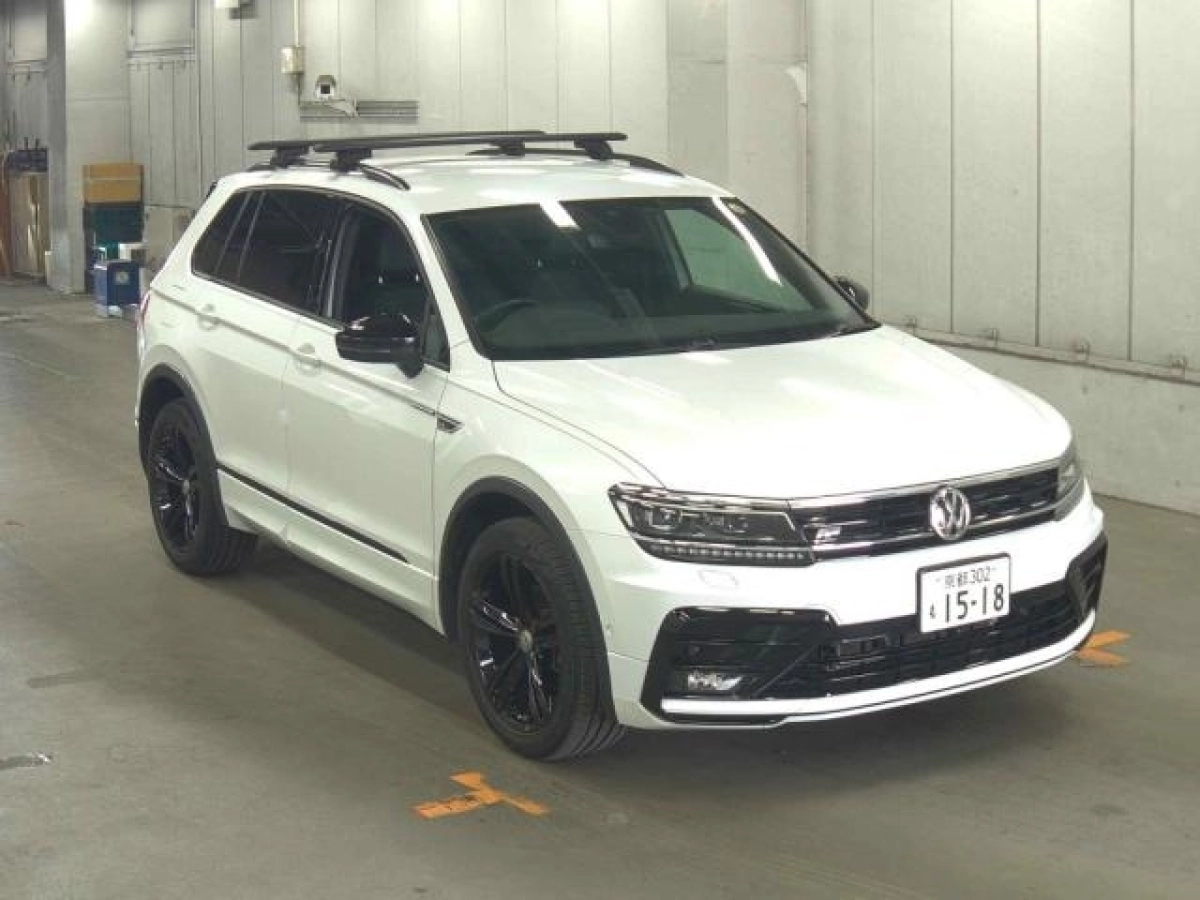 VOLKSWAGEN TIGUAN 5NDFGF 2020