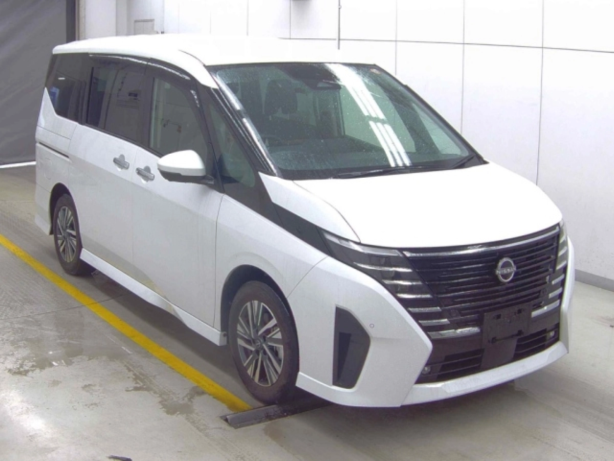 NISSAN SERENA FC28 2023