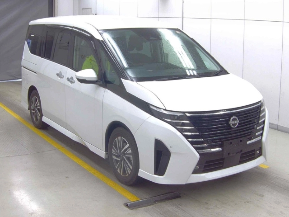 NISSAN SERENA FC28 2023
