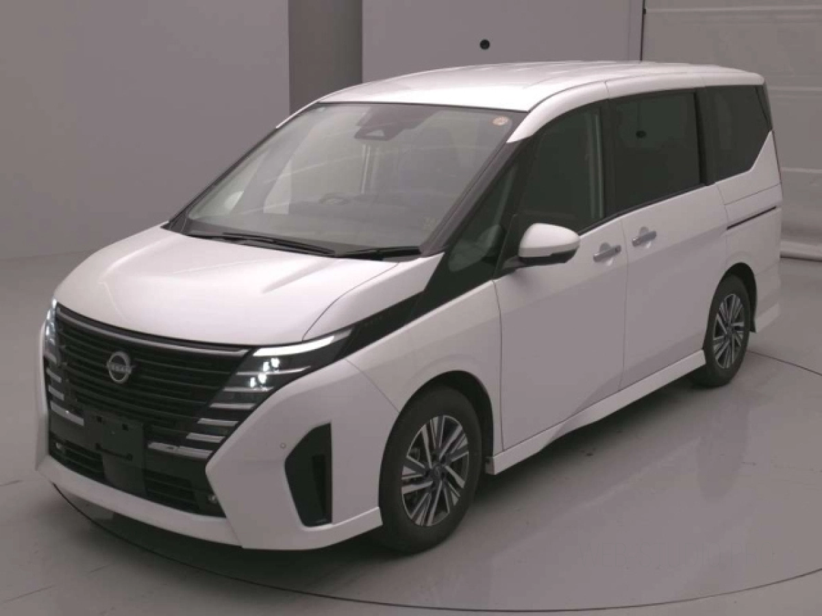 NISSAN SERENA FC28 2023
