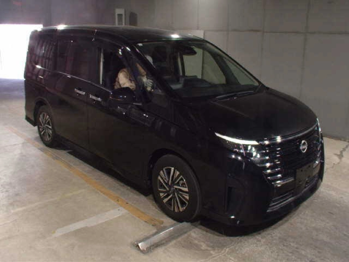 NISSAN SERENA FC28 2023
