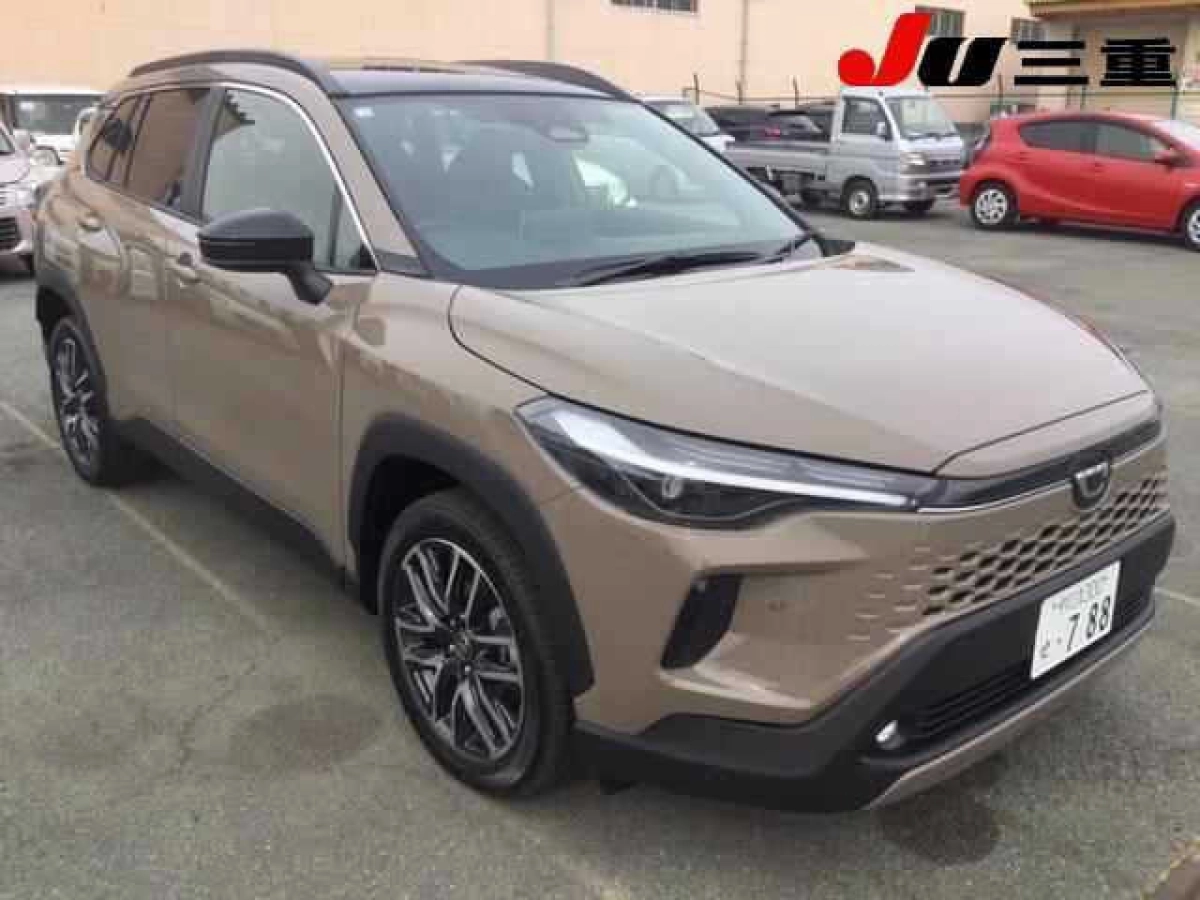 TOYOTA COROLLA CROSS ZVG13 2026