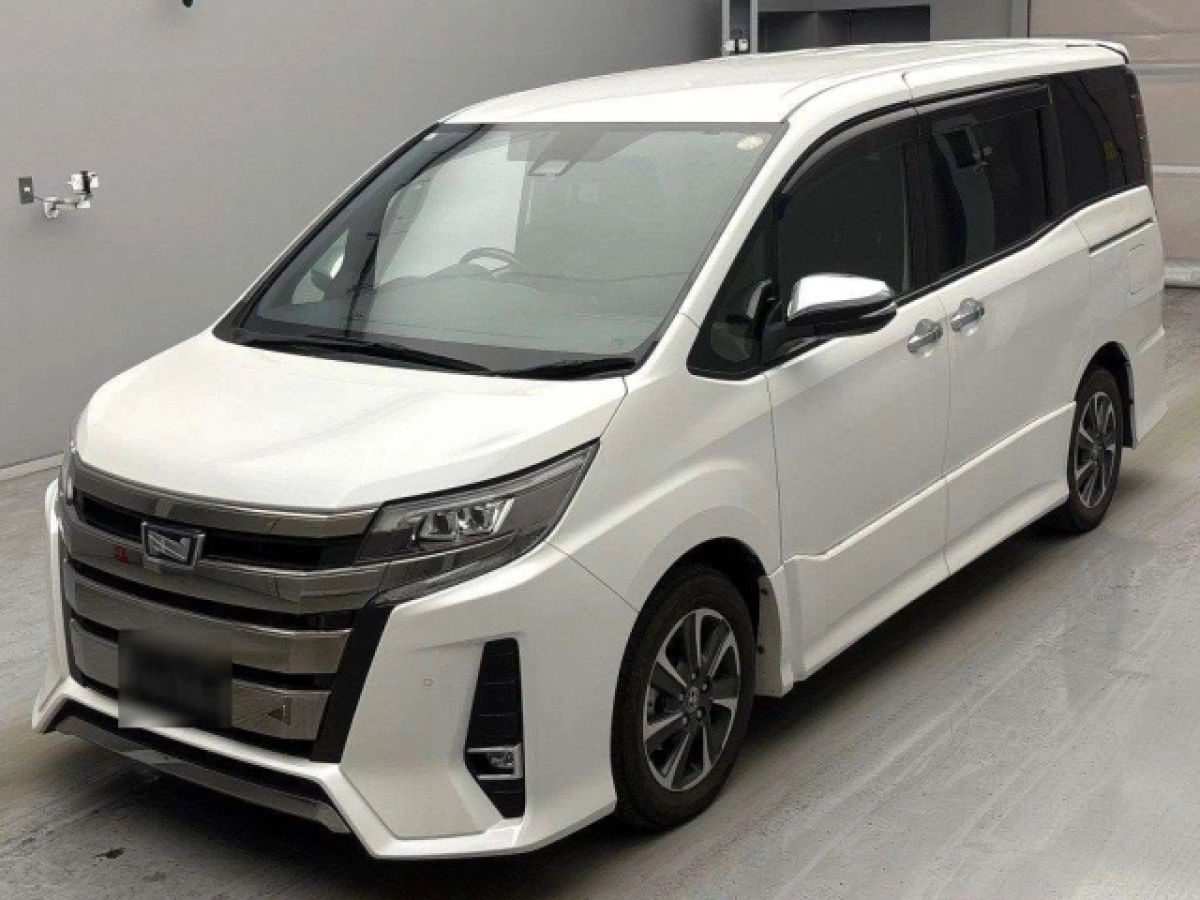 TOYOTA NOAH ZRR80W 2021