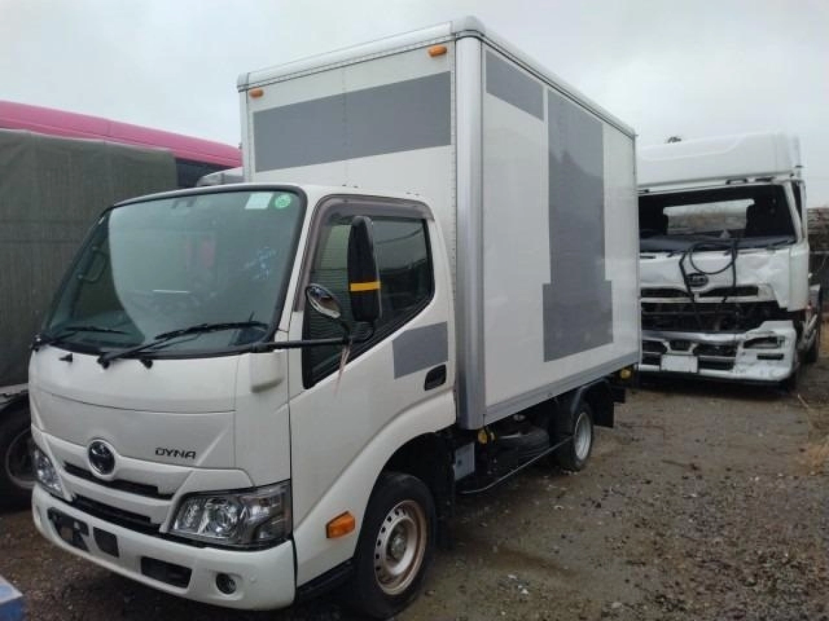 TOYOTA DYNA TRY230 2022