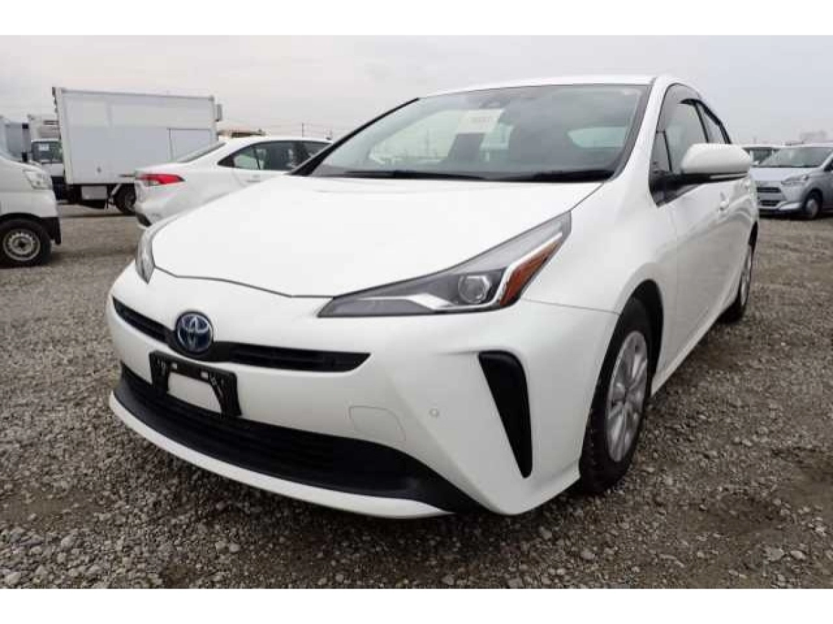 TOYOTA PRIUS ZVW51 2021