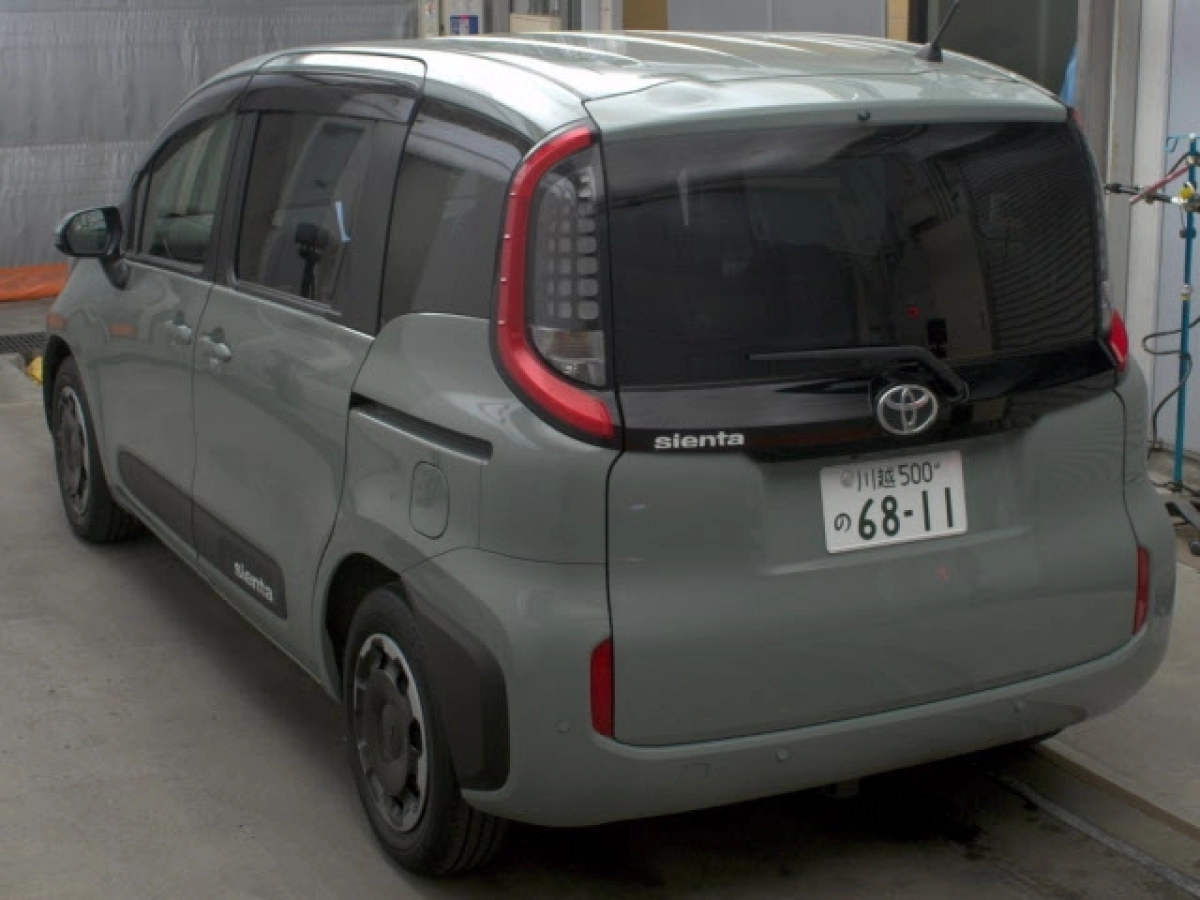 TOYOTA SIENTA