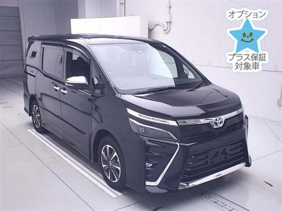 TOYOTA VOXY ZRR80W 2020