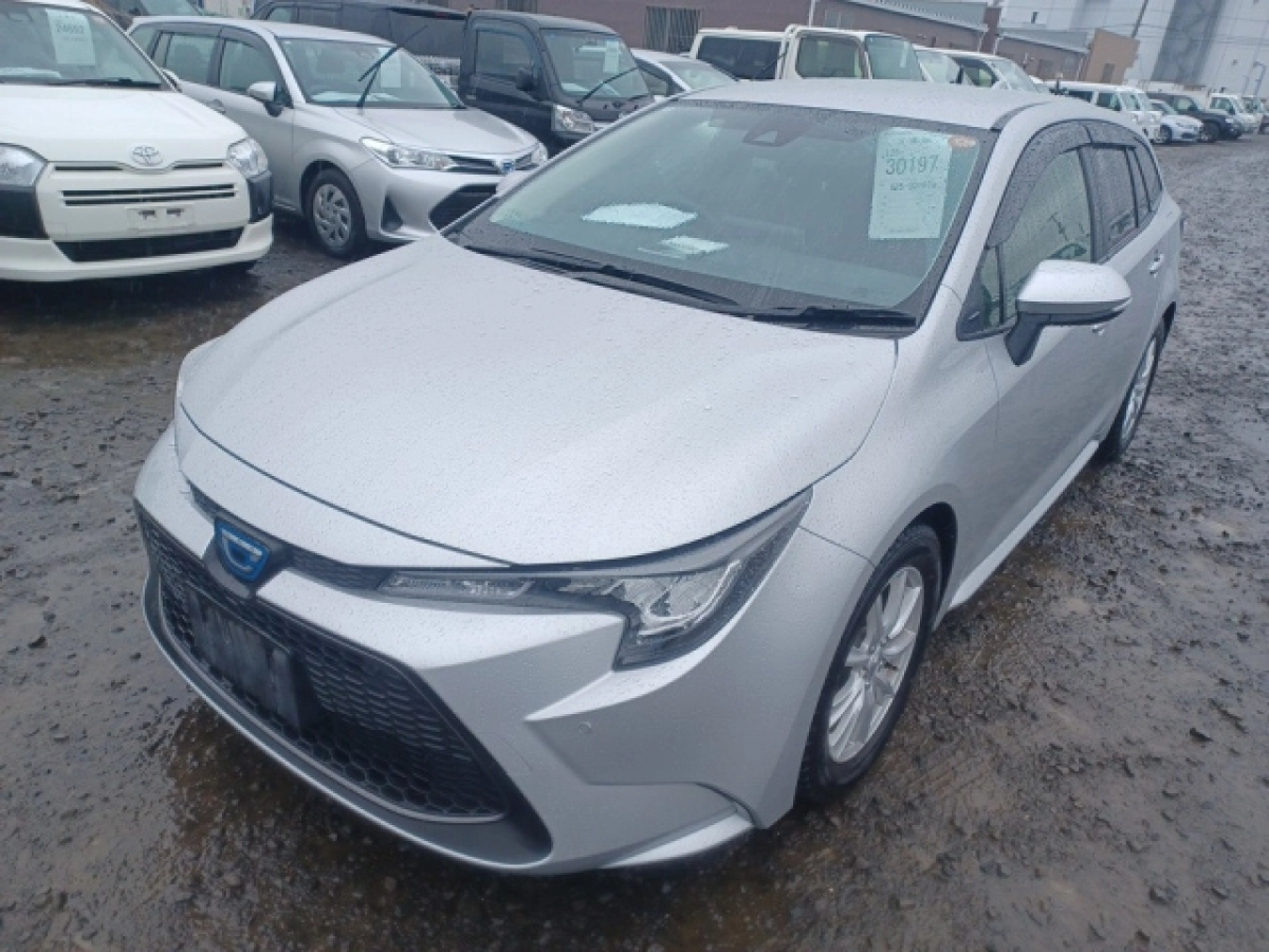 TOYOTA COROLLA TOURING ZWE211W 2022