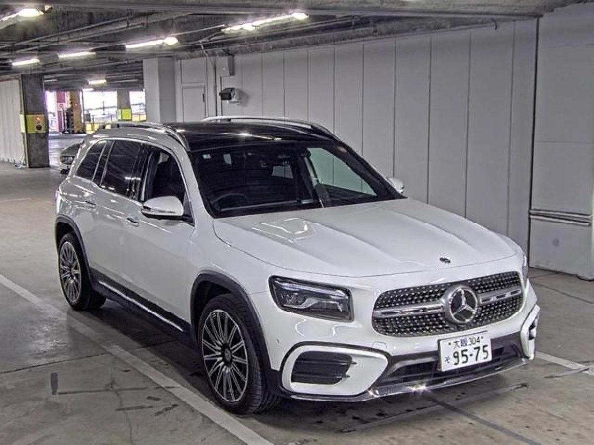 MERCEDES BENZ GLB 247684M 2025
