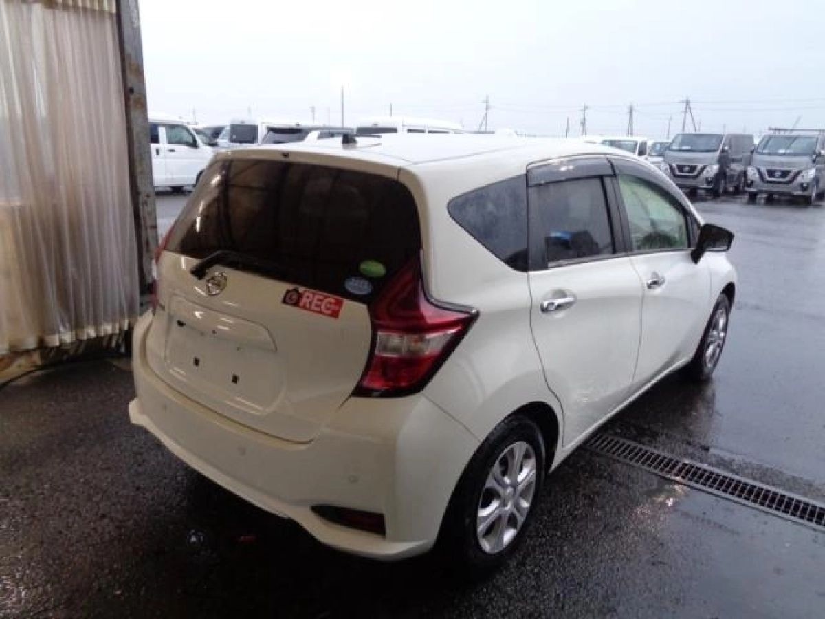 NISSAN NOTE