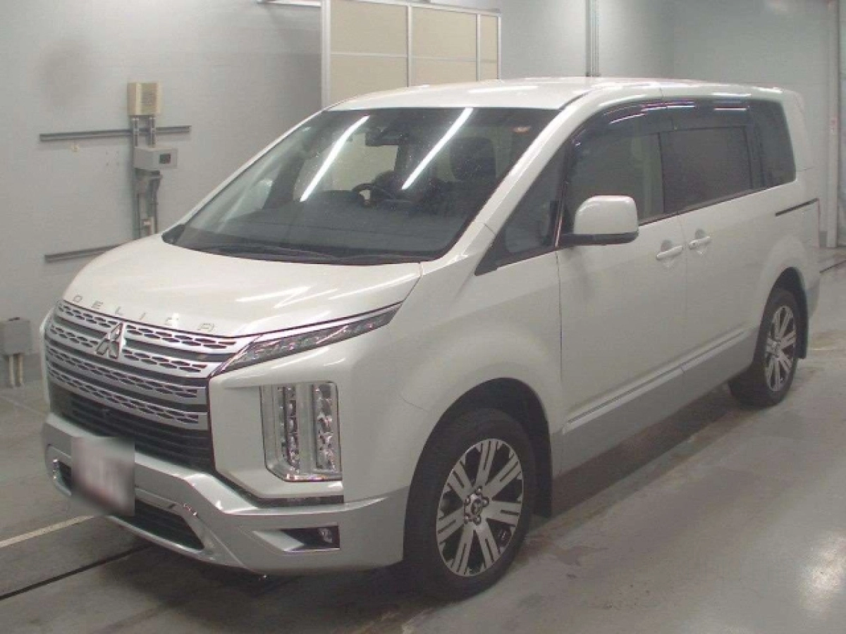 MITSUBISHI DELICA D5 CV1W 2019