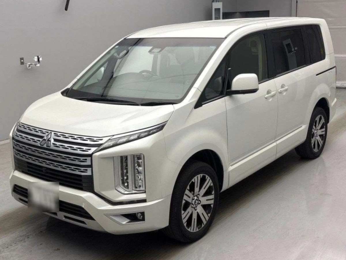MITSUBISHI DELICA D5 CV1W 2019